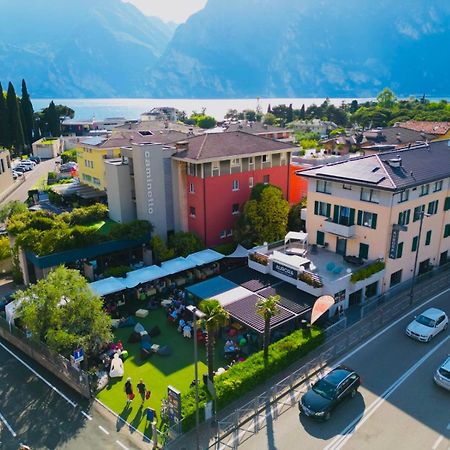 Hotel Aurora & Appartamenti Torbole Sul Garda Eksteriør bilde