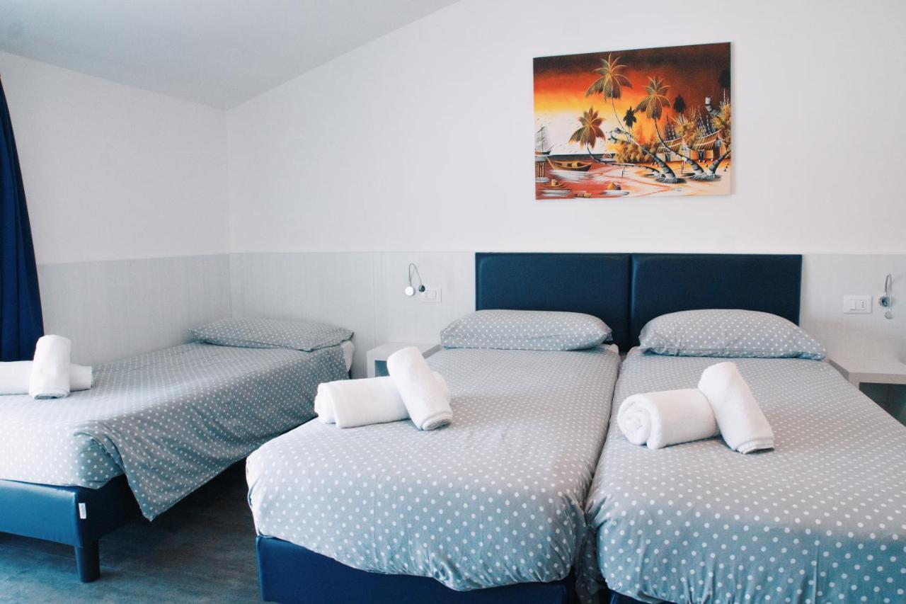 Hotel Aurora & Appartamenti Torbole Sul Garda Eksteriør bilde