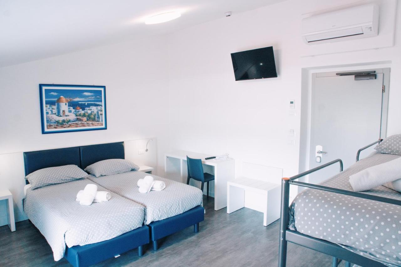 Hotel Aurora & Appartamenti Torbole Sul Garda Eksteriør bilde