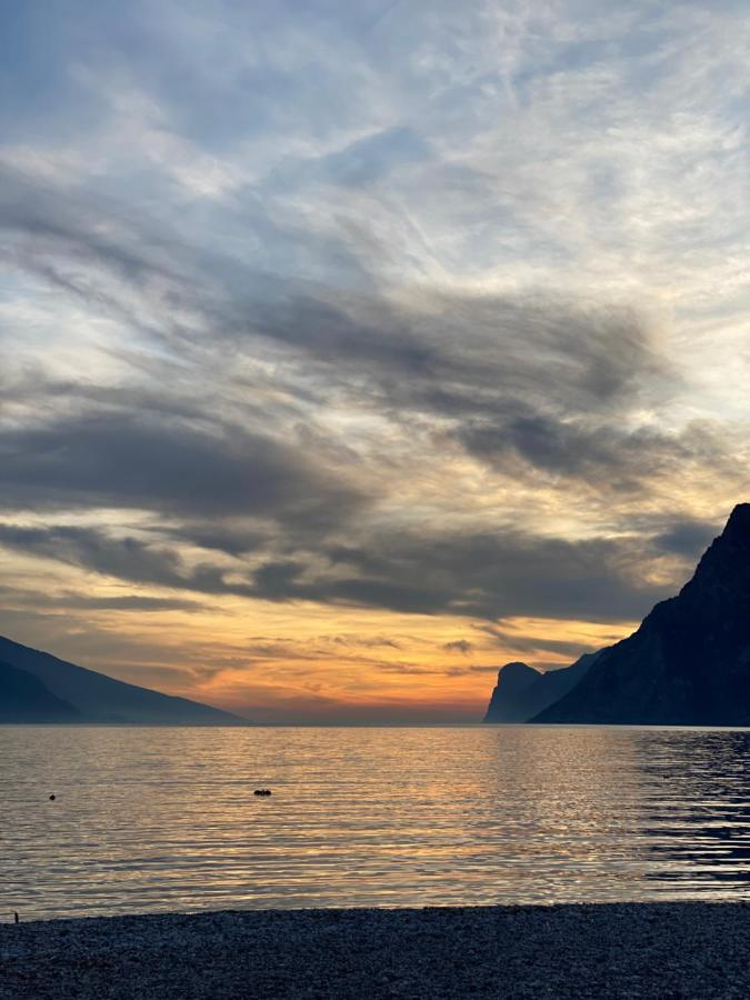 Hotel Aurora & Appartamenti Torbole Sul Garda Eksteriør bilde