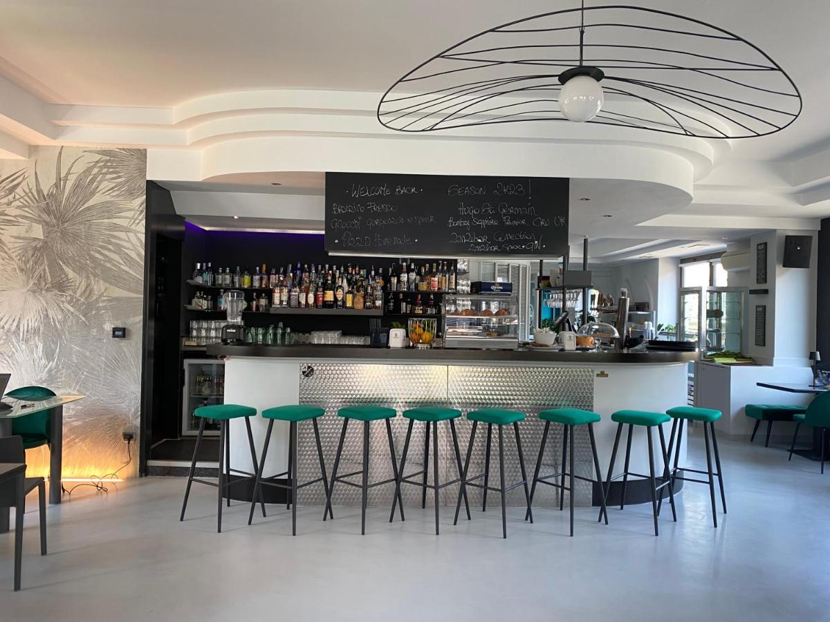 Hotel Aurora & Appartamenti Torbole Sul Garda Eksteriør bilde