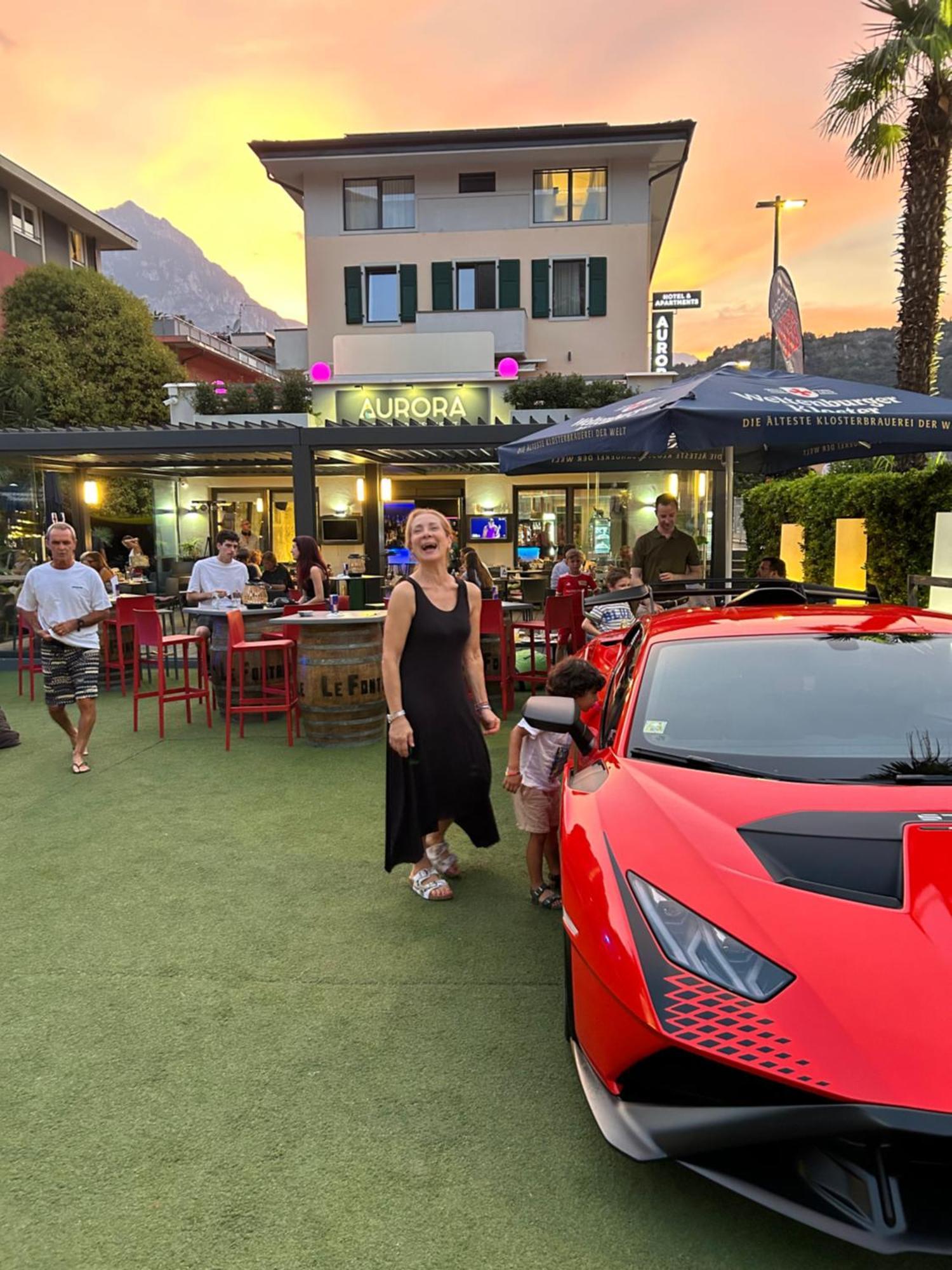 Hotel Aurora & Appartamenti Torbole Sul Garda Eksteriør bilde